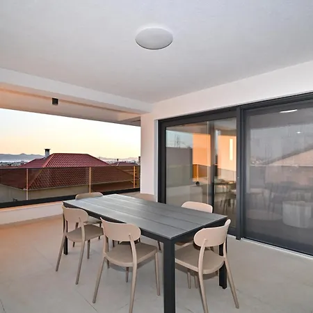 Appartement Mia By Adex Travel